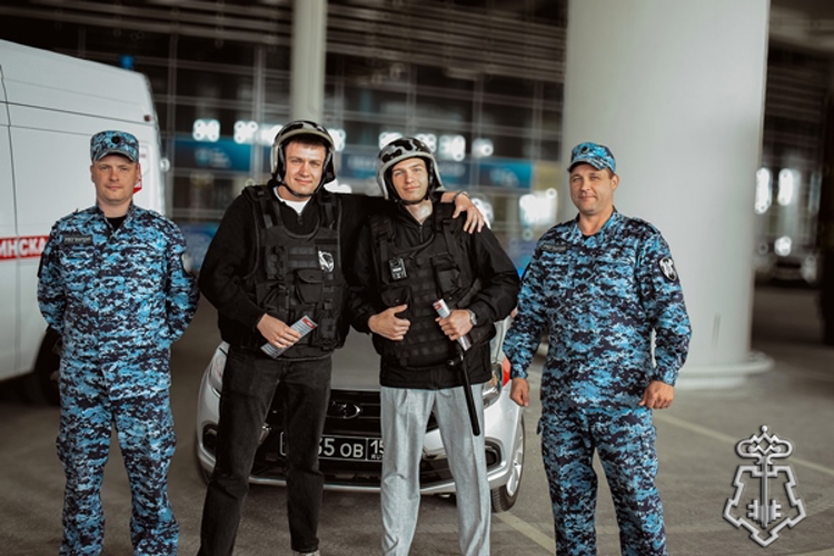 Сотрудники вневедомственной охраны приняли участие в ярмарке вакансий на стадионе «Нижний Новгород»