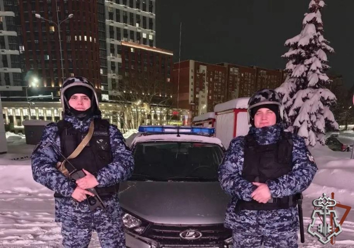 В НИЖНЕМ НОВГОРОДЕ СОТРУДНИКИ ВНЕВЕДОМСТВЕННОЙ ОХРАНЫ РОСГВАРДИИ ОКАЗАЛИ СОДЕЙСТВИЕ В ЗАДЕРЖАНИИ ПОДОЗРЕВАЕМОГО В УБИЙСТВЕ