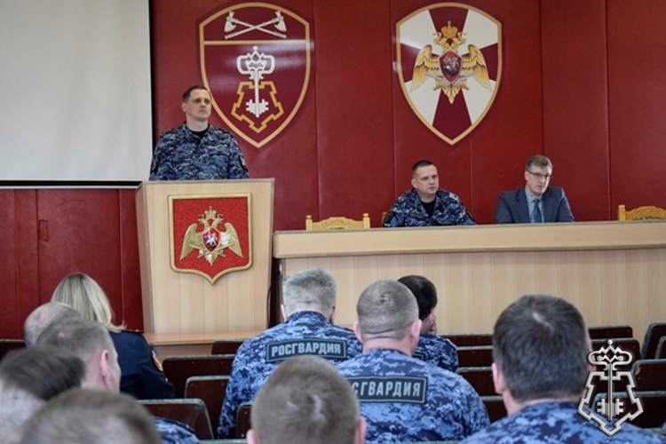 В УПРАВЛЕНИИ ВНЕВЕДОМСТВЕННОЙ ОХРАНЫ ВОЙСК НАЦИОНАЛЬНОЙ ГВАРДИИ РОССИИ ПО НИЖЕГОРОДСКОЙ ОБЛАСТИ В ХОДЕ УЧЕБНО-МЕТОДИЧЕСКИХ СБОРОВ ОБСУДИЛИ ВОПРОСЫ АНТИТЕРРОРИСТИЧЕСКОЙ ЗАЩИЩЕННОСТИ ОБЪЕКТОВ