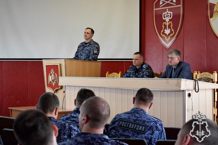 В УПРАВЛЕНИИ ВНЕВЕДОМСТВЕННОЙ ОХРАНЫ ВОЙСК НАЦИОНАЛЬНОЙ ГВАРДИИ РОССИИ ПО НИЖЕГОРОДСКОЙ ОБЛАСТИ В ХОДЕ УЧЕБНО-МЕТОДИЧЕСКИХ СБОРОВ ОБСУДИЛИ ВОПРОСЫ АНТИТЕРРОРИСТИЧЕСКОЙ ЗАЩИЩЕННОСТИ ОБЪЕКТОВ