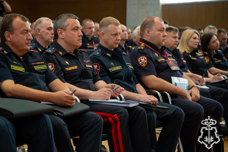 Руководитель управления вневедомственной охраны Росгвардии по Нижегородской области принял участие во Всероссийском совещании-семинаре в Нижнем Новгороде