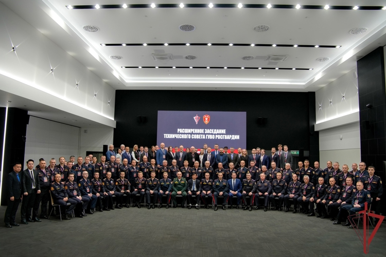 Врио начальника Управления вневедомственной охраны Нижегородской области принял участие в Техническом совете ГУВО Росгвардии в Екатеринбурге